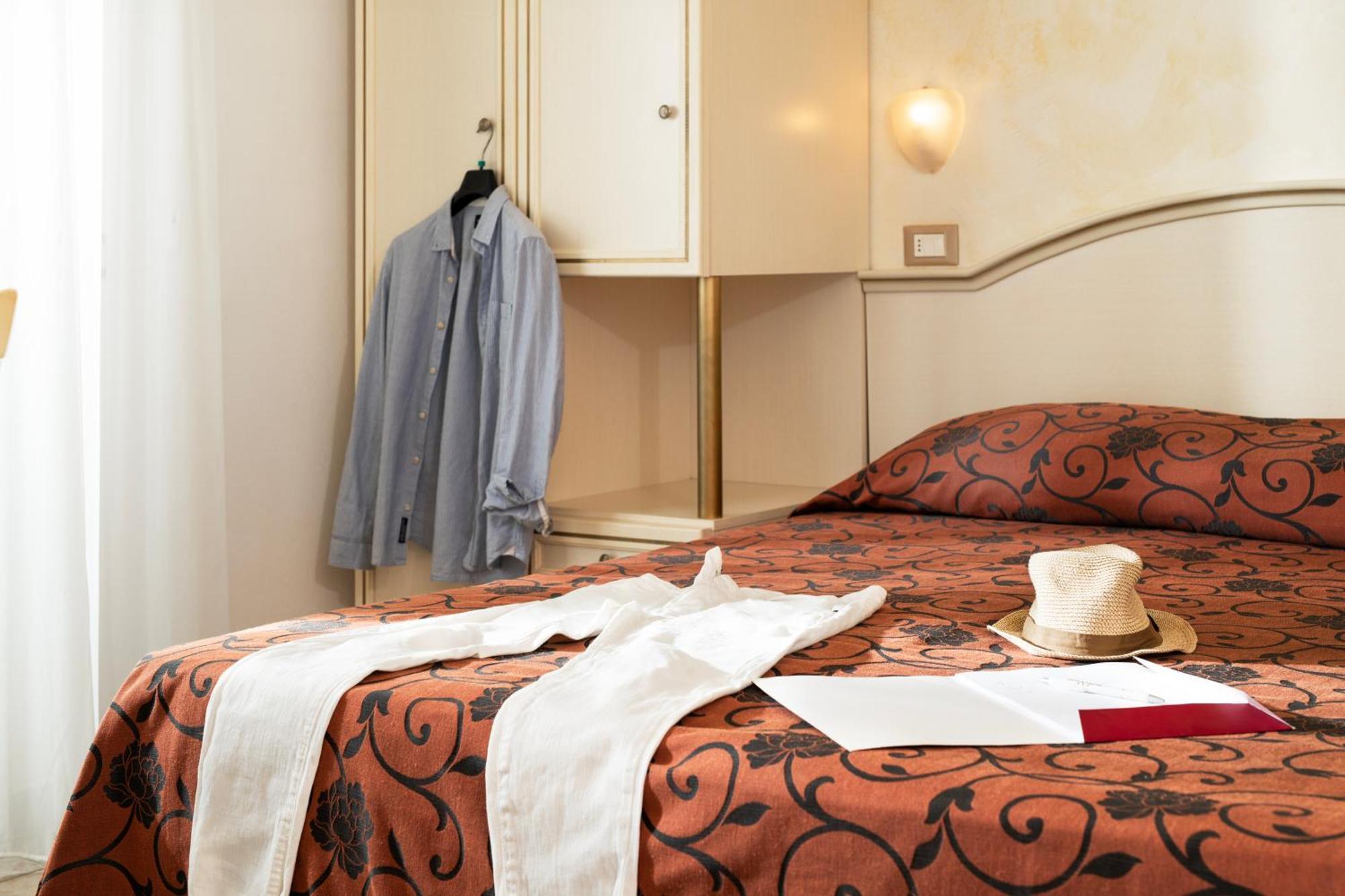 Hotel Rosa Maria Elite 벨레지아아지마리나 외부 사진