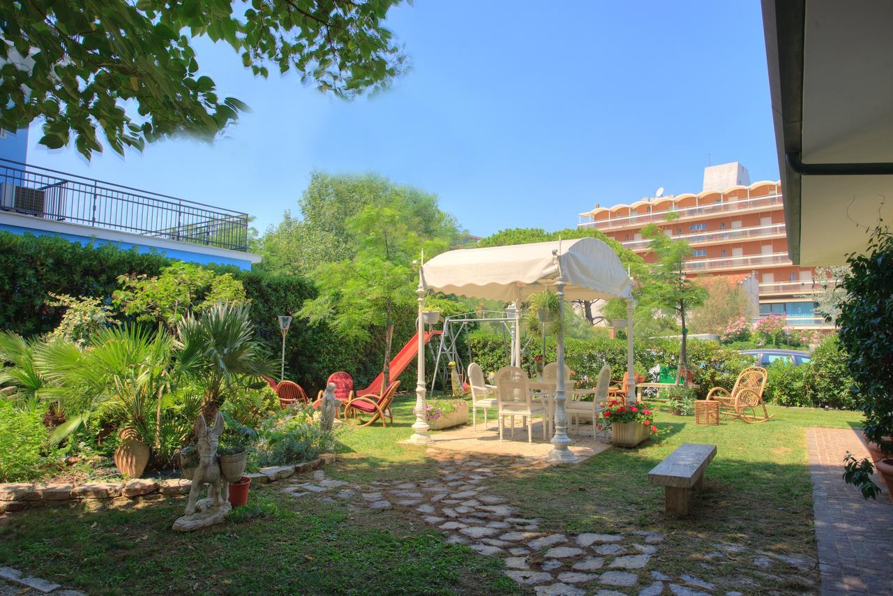 Hotel Rosa Maria Elite 벨레지아아지마리나 외부 사진